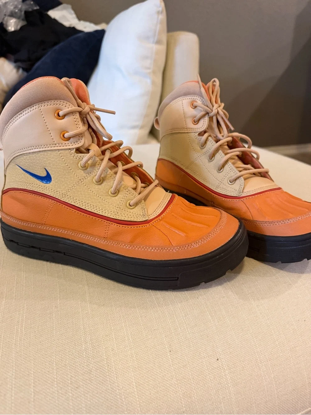 Nike Woodside 2 High ACG GS 'Sesame Hot Curry' Boots